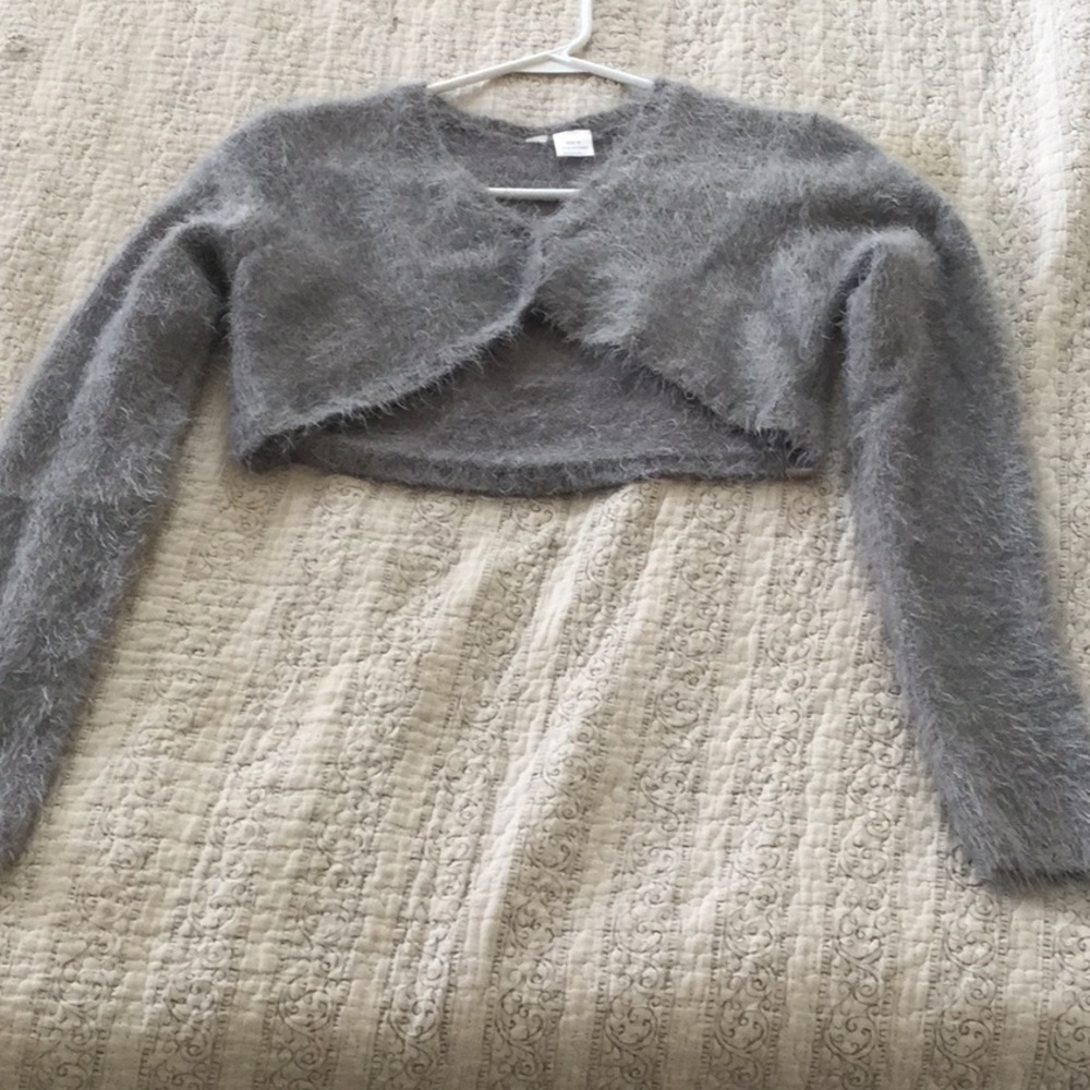 Capezio grey fuzzy shrug sweater